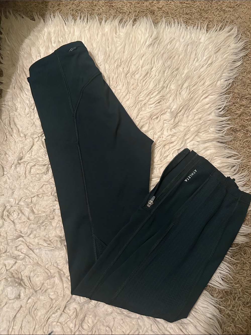 Athleta Ultimate Run 7/8 Tight Leggings dark green  Drawstring Zip Pocket